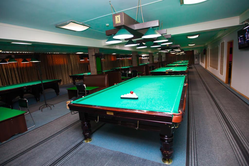 Azamat Hotel Astana Bagian luar foto